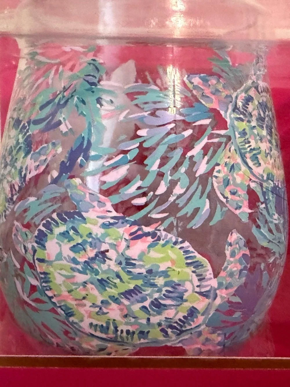 NWT Lilly Pulitzer Acrylic Wine Glass Set in Shell of a Party